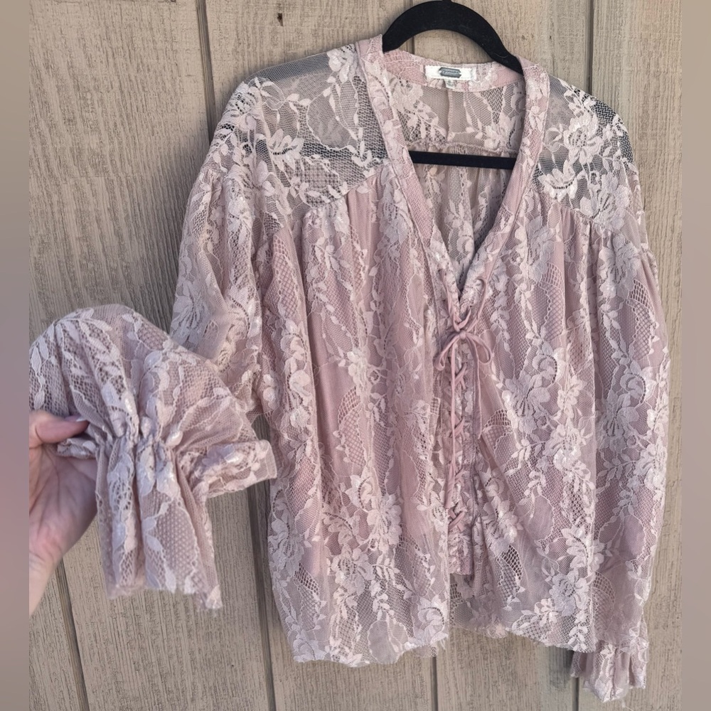 Gimmicks Elegant Lace boho Blouse Small